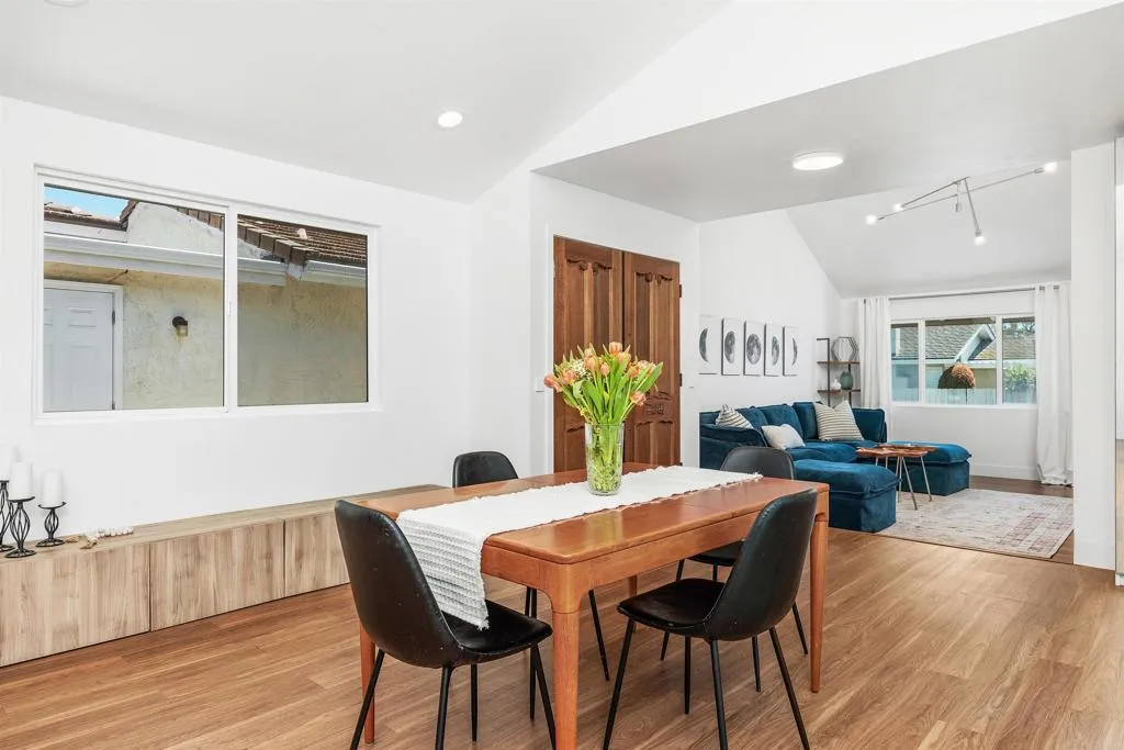 https://cdn.realtyfeed.com/cdn/127/306718555/8a601de3f40b4adfd155bdbd3d0ee929.webp