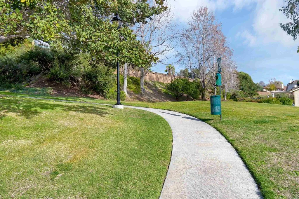 https://cdn.realtyfeed.com/cdn/127/306718555/95ec10f4da91a29bfb07cfa46c10bc4d.webp