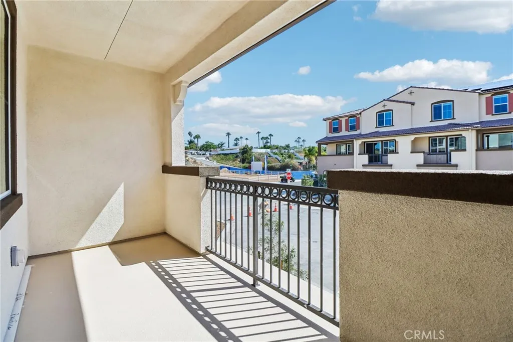 https://cdn.realtyfeed.com/cdn/127/306718564/aa7da1e768b1453ebf59ad070fc72cdf.webp