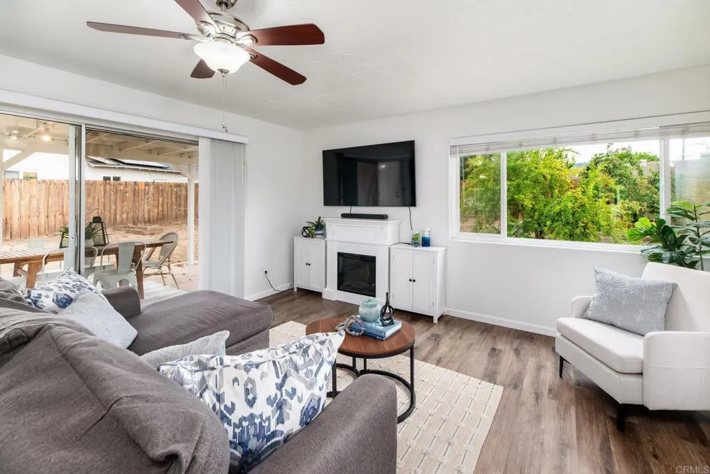 https://cdn.realtyfeed.com/cdn/127/306718606/65b13327f0a415c10d41a37351a6efe5.webp