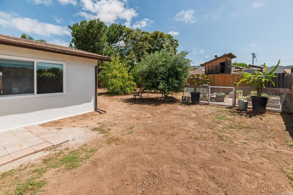 https://cdn.realtyfeed.com/cdn/127/306718606/bbc4edfaed7ddb5dfc83cf8592ef3e87.webp
