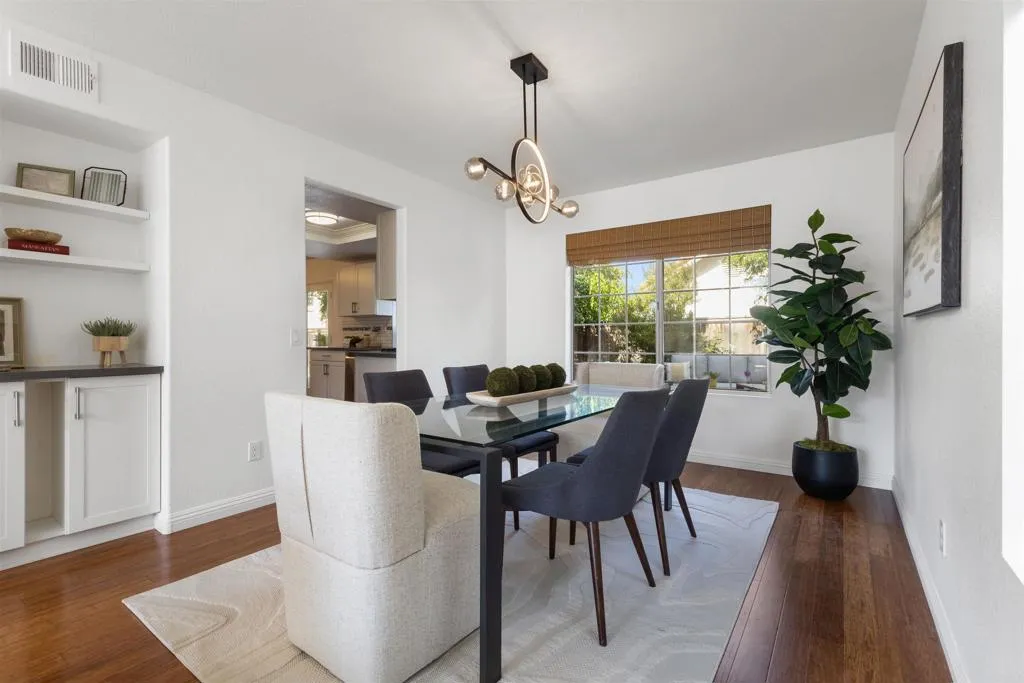 https://cdn.realtyfeed.com/cdn/127/306718609/465f666ba03c49378564fd72720c2efc.webp
