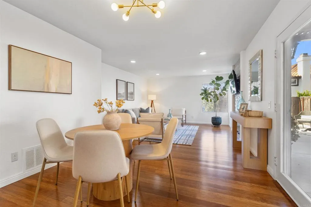 https://cdn.realtyfeed.com/cdn/127/306718609/53549a72e3b9983988578c3b41f01570.webp