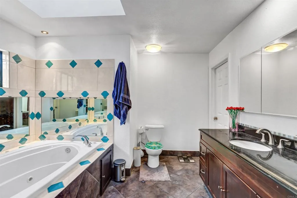 https://cdn.realtyfeed.com/cdn/127/306718640/6553dd19d1fc745ea869683cb51d7c26.webp
