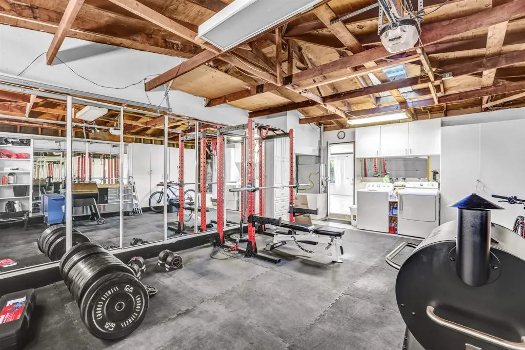 https://cdn.realtyfeed.com/cdn/127/306718640/680a1985df38e5aa52ee9b3196c085b1.webp