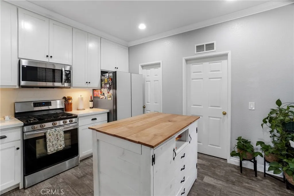 Photo #11: PW26085198 Listing: Photo #11
