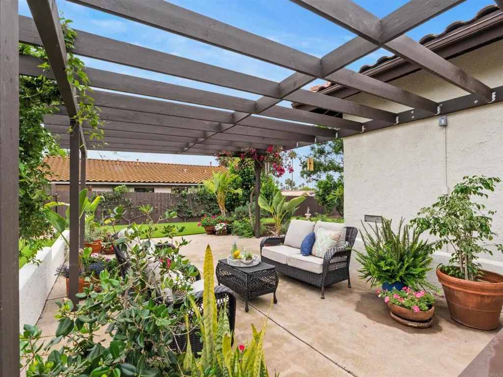 https://cdn.realtyfeed.com/cdn/127/306718660/9fa3bef9495fdae6950874e132cb50b1.webp