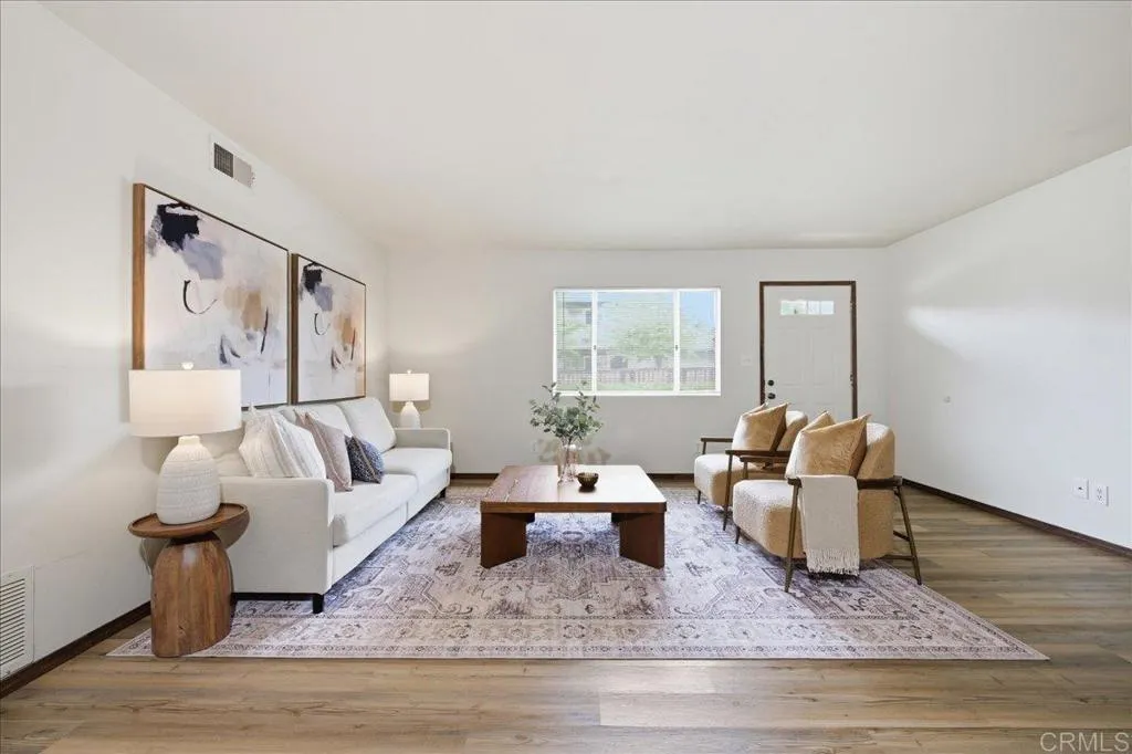 https://cdn.realtyfeed.com/cdn/127/306718686/3aae7e9f57e16d0d1fcdefb61cd08641.webp