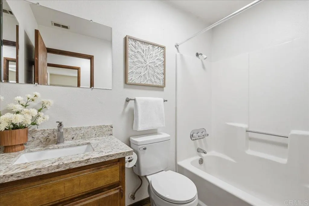 https://cdn.realtyfeed.com/cdn/127/306718686/ebaaf2f6633a59c3f76c0b55799ab781.webp