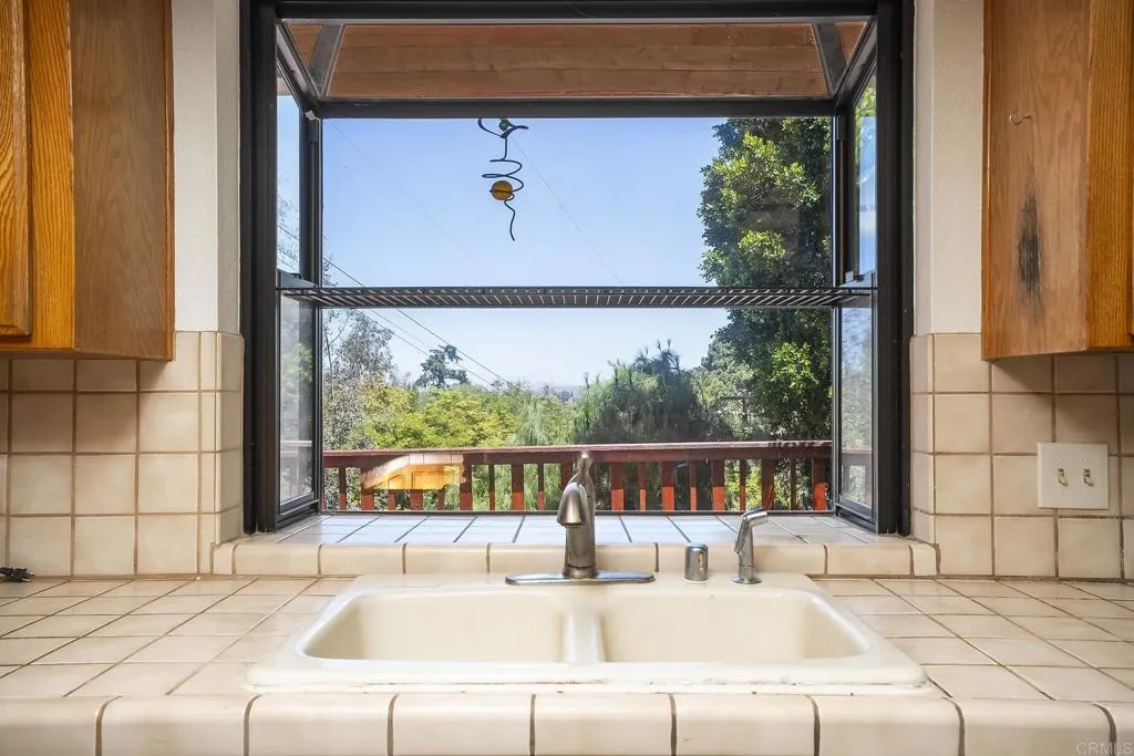 https://cdn.realtyfeed.com/cdn/127/306718692/0313806290d7751d338d5c7f37663e01.webp
