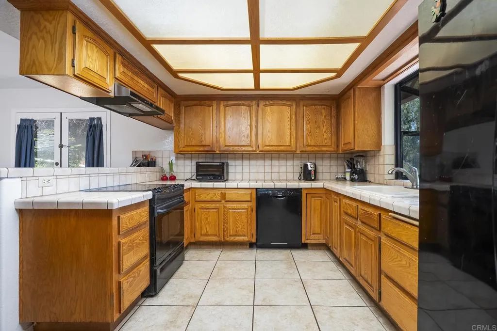 https://cdn.realtyfeed.com/cdn/127/306718692/5478ed688895c3b19d5a5922acceb528.webp