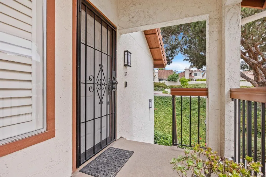 https://cdn.realtyfeed.com/cdn/127/306718707/1501c26658a02bbc834de338bdbbeb27.webp