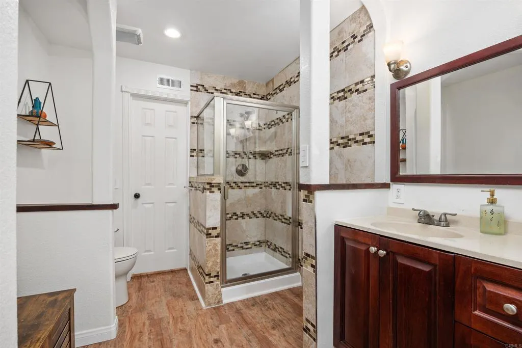 https://cdn.realtyfeed.com/cdn/127/306718707/1a9688a83cf6bfe615a5d184366e6b48.webp