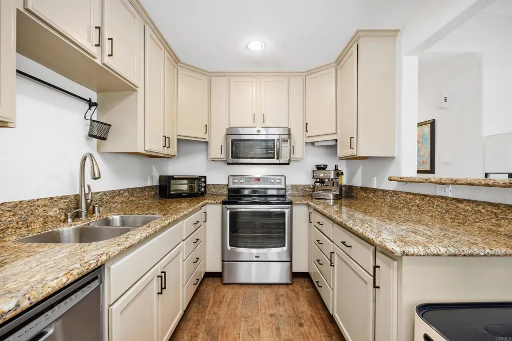 https://cdn.realtyfeed.com/cdn/127/306718707/2f37ac0064916cb018a6f596716e505c.webp
