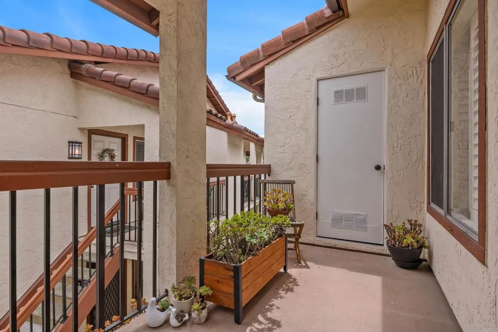 https://cdn.realtyfeed.com/cdn/127/306718707/bf71b4f7f1e352d9d96945df9bbd160d.webp