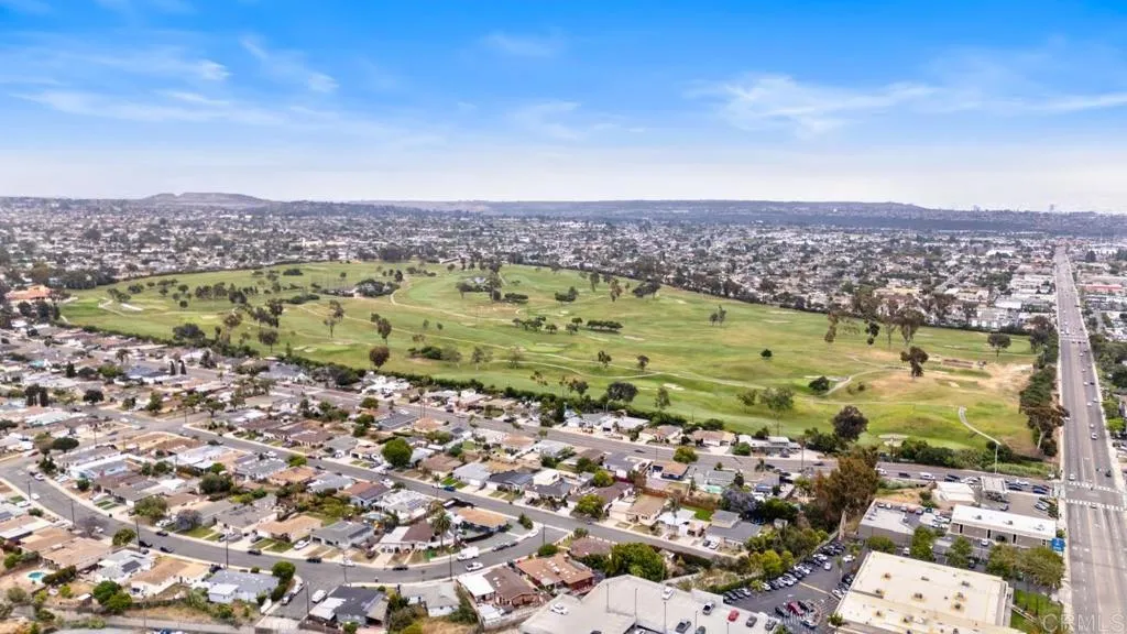 https://cdn.realtyfeed.com/cdn/127/306718711/ed4db337a3e9c7ec2ffe4fc3379a5ead.webp