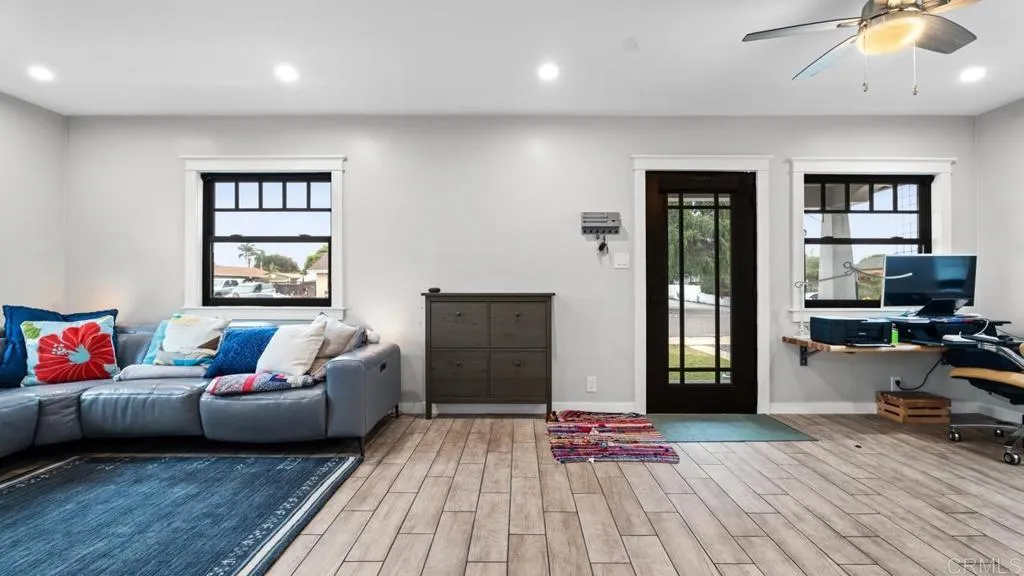 https://cdn.realtyfeed.com/cdn/127/306718711/edc6784beecc070174834303184b9bc7.webp