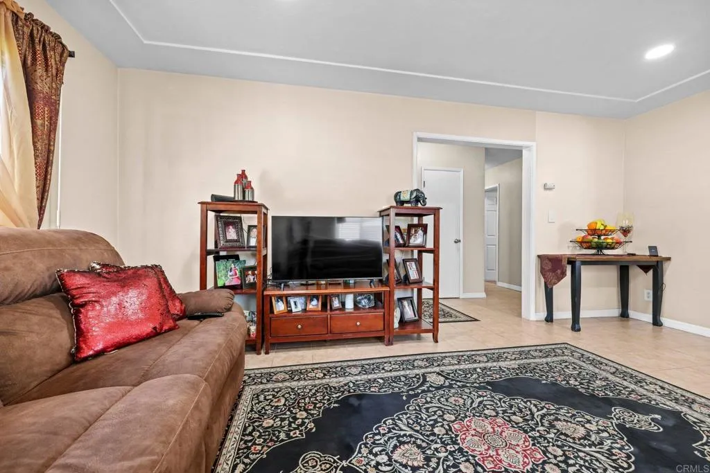 Photo #8: PTP2603705 Listing: Photo #8