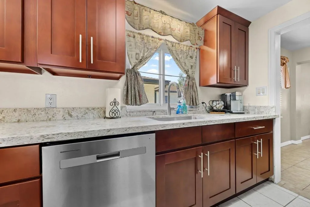Photo #23: PTP2603705 Listing: Photo #23