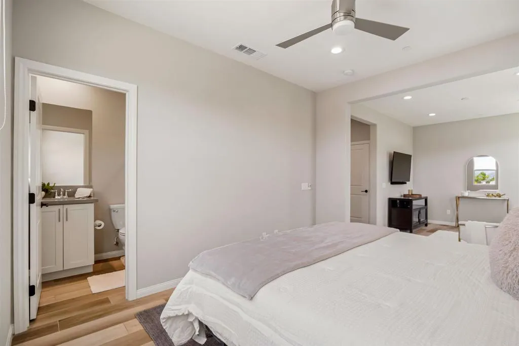 https://cdn.realtyfeed.com/cdn/127/306718724/3fe288f781ef18d16118450b730912b2.webp