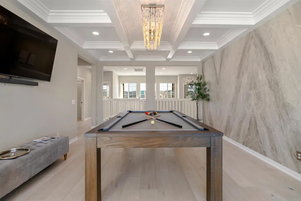 https://cdn.realtyfeed.com/cdn/127/306718724/420612403be3ac6899aa40b3561ea034.webp