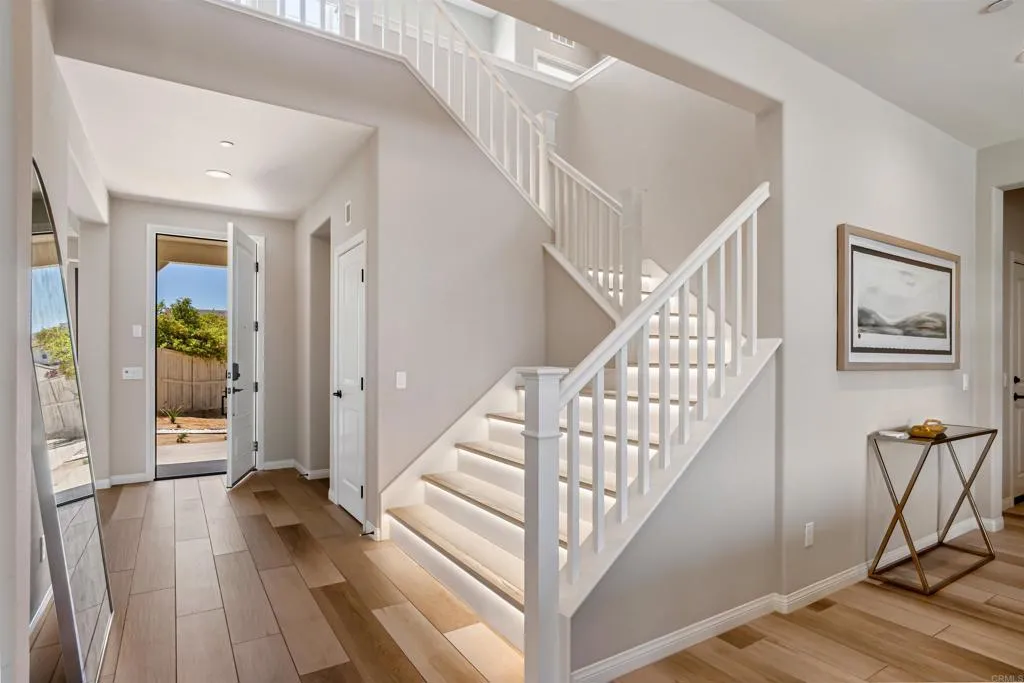 https://cdn.realtyfeed.com/cdn/127/306718724/435bc0791708dd98dee7aef7ef81b394.webp