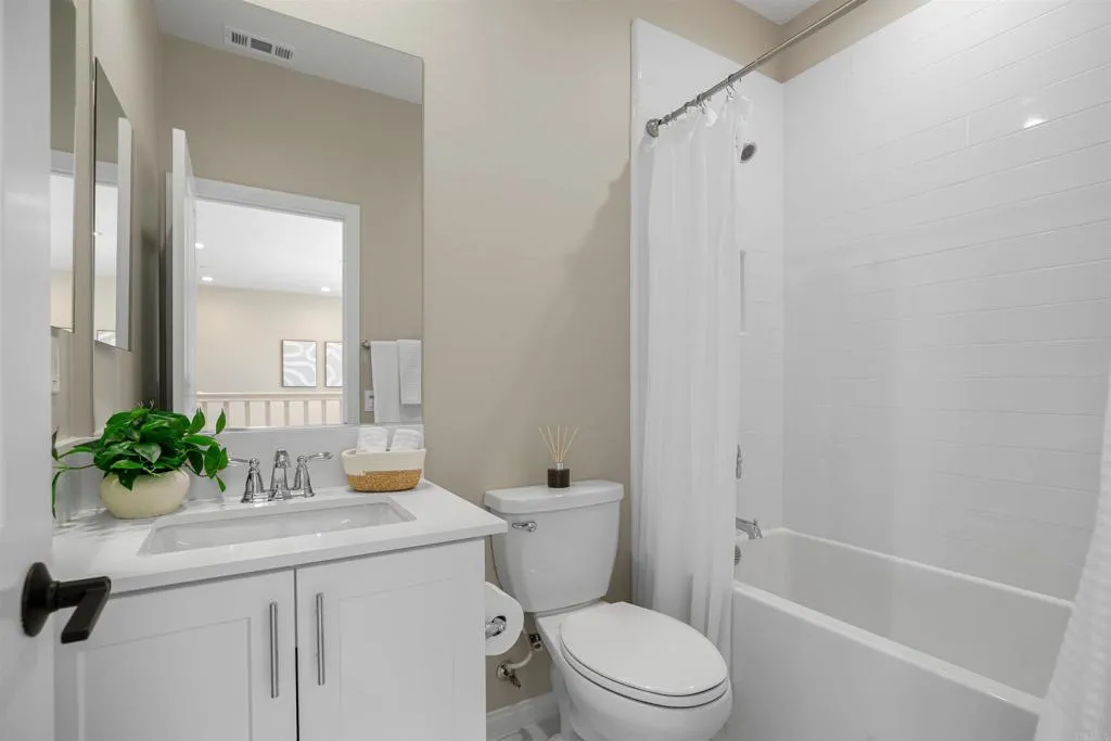 https://cdn.realtyfeed.com/cdn/127/306718724/66da3235bc5a61c83ec4d82714862f04.webp