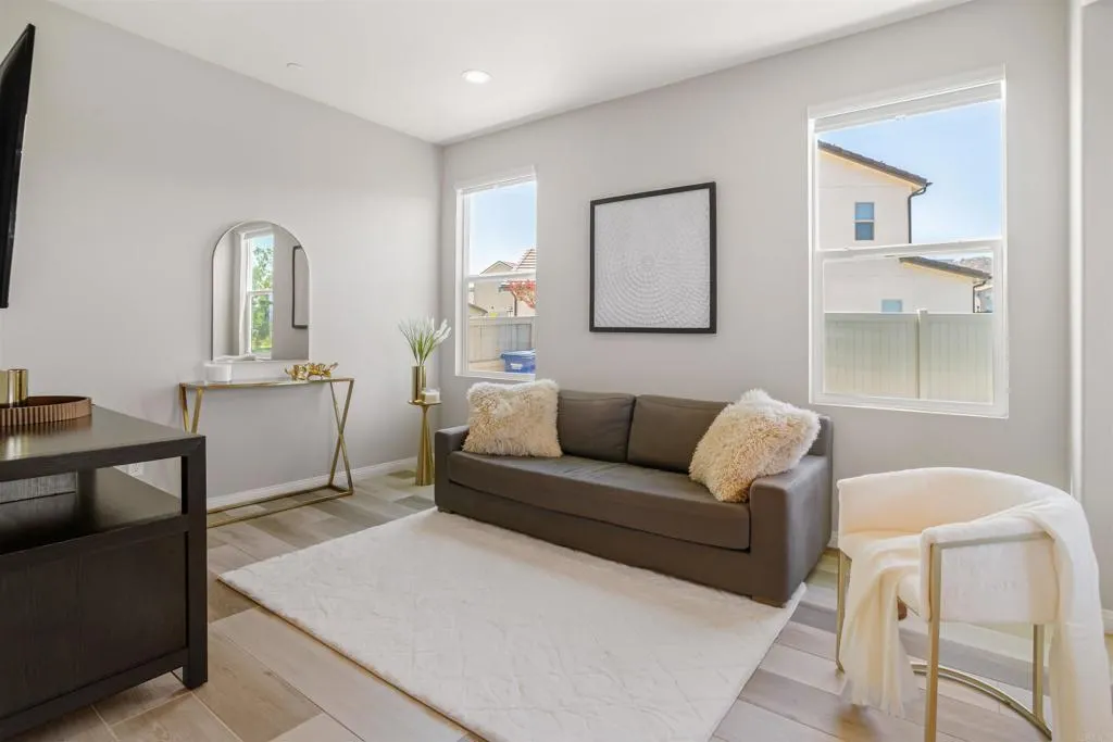 https://cdn.realtyfeed.com/cdn/127/306718724/6b7251e5acaeb565c926602db19d654c.webp