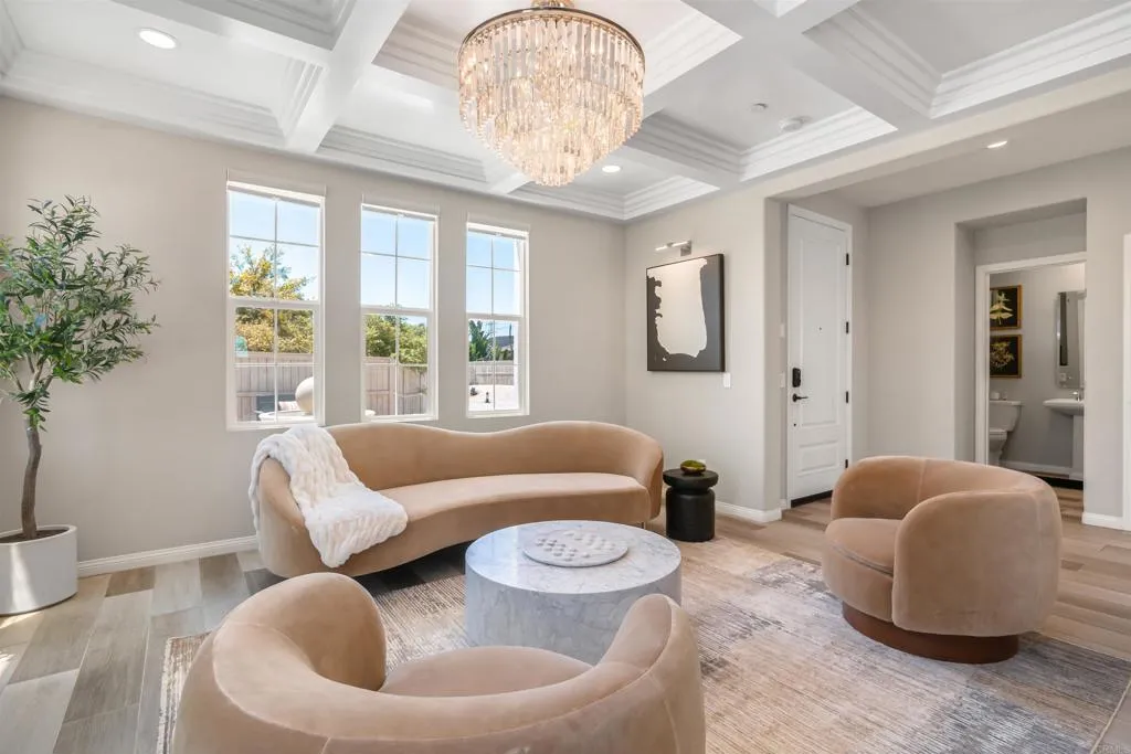 https://cdn.realtyfeed.com/cdn/127/306718724/9a12e47f601a9d5aa7ebf59b7dd7d061.webp