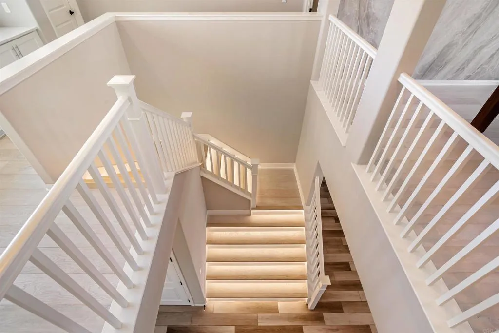 https://cdn.realtyfeed.com/cdn/127/306718724/a54a4b22e31f50e943431be6952f49f7.webp