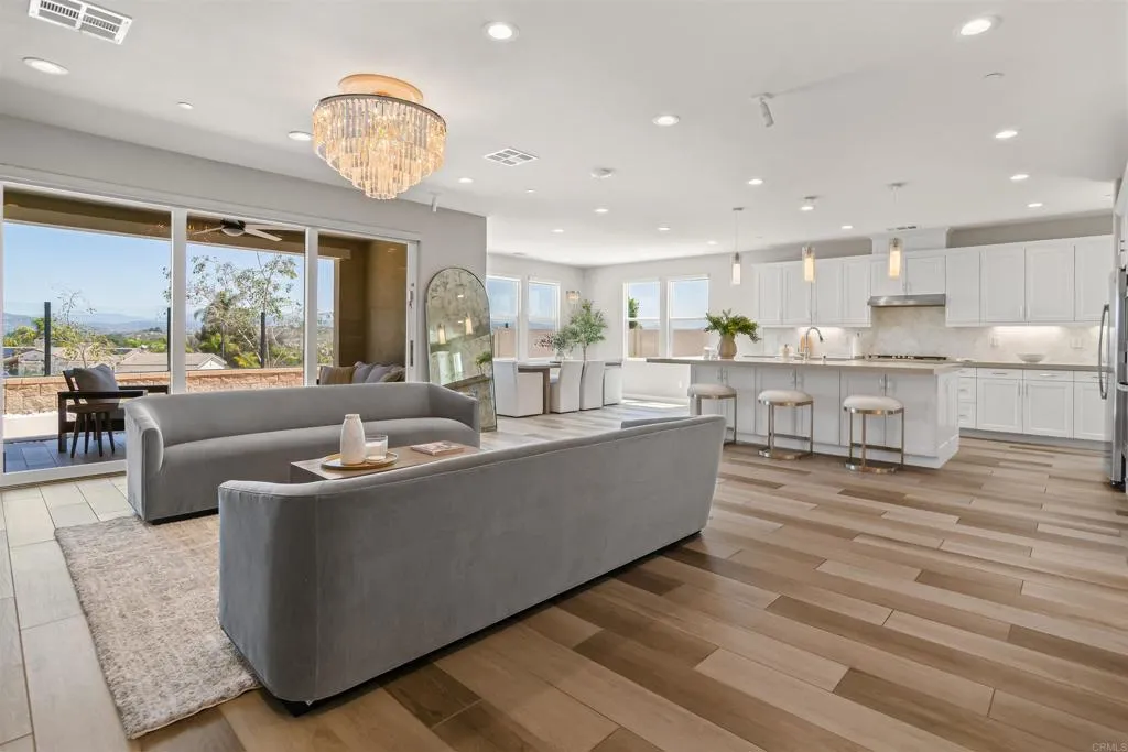 https://cdn.realtyfeed.com/cdn/127/306718724/bb3c5865bdf47ff6c89278fbc7e9294f.webp