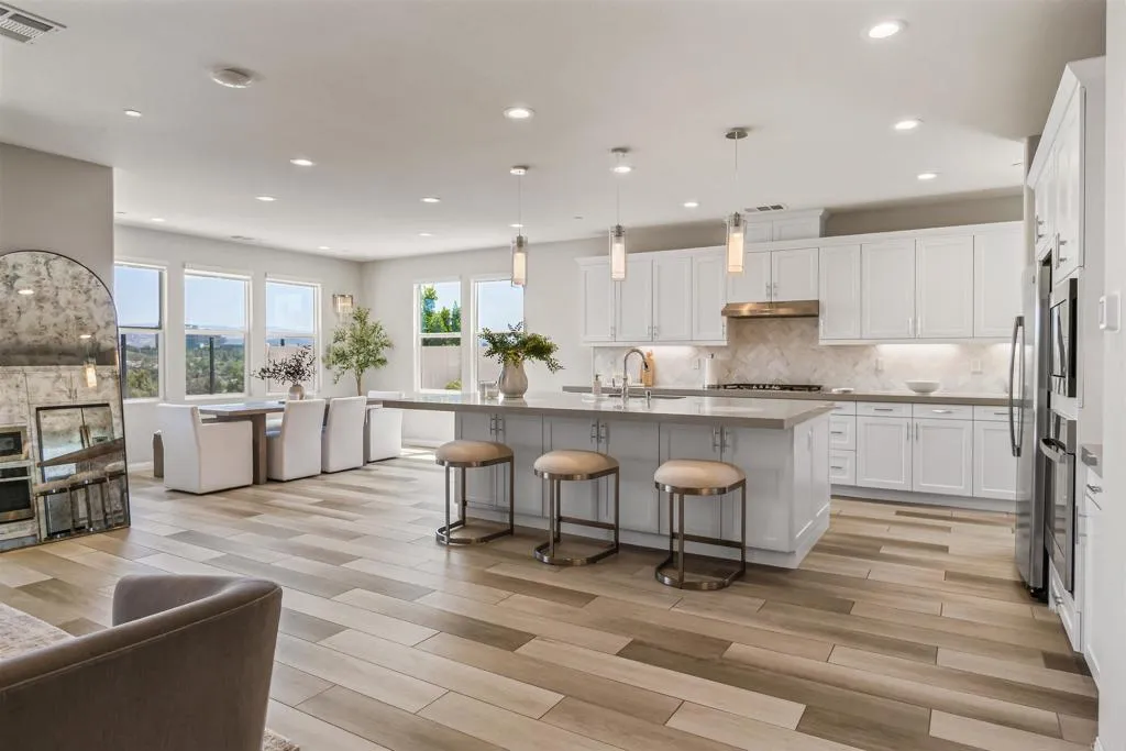 https://cdn.realtyfeed.com/cdn/127/306718724/dd7a3cfd15af98258bda287a03480c0e.webp