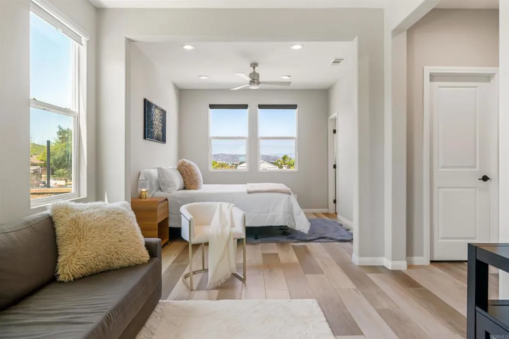 https://cdn.realtyfeed.com/cdn/127/306718724/f0137480622ac944f88f2809eb4236db.webp