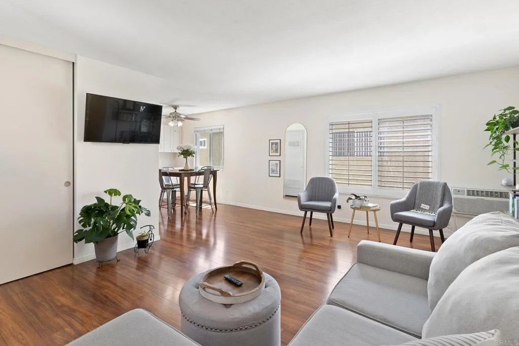 https://cdn.realtyfeed.com/cdn/127/306718726/b907c50b6080fdb8ab87d0febe3a8a8e.webp