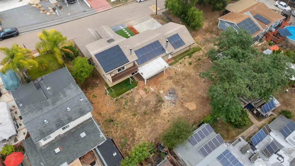 https://cdn.realtyfeed.com/cdn/127/306718733/1c1b32cd6e55c2b32fde62e9e00ecb30.webp