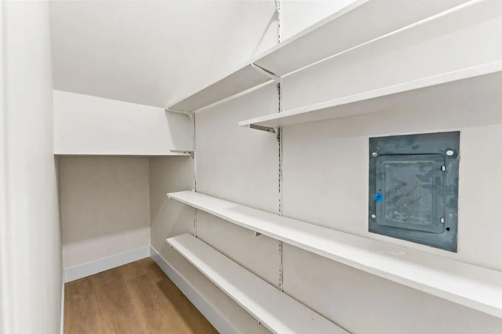 https://cdn.realtyfeed.com/cdn/127/306718733/ab2a07a0f23d77810c6647fb77011dff.webp