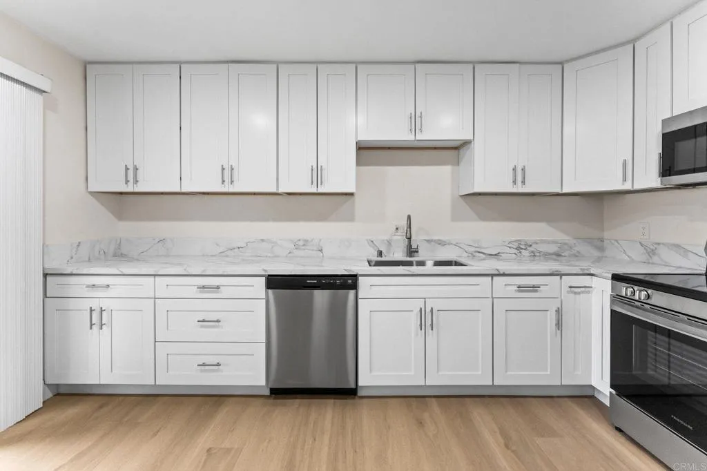 https://cdn.realtyfeed.com/cdn/127/306718733/f3b3f2cefdd15281095e900807917655.webp