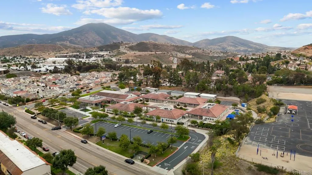 https://cdn.realtyfeed.com/cdn/127/306718798/1c35ae554fe5b3d230eade3bd7166dc3.webp
