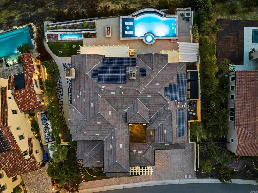 https://cdn.realtyfeed.com/cdn/127/306718807/78c280569fd3dbd82bb4c7496d9d9f96.webp