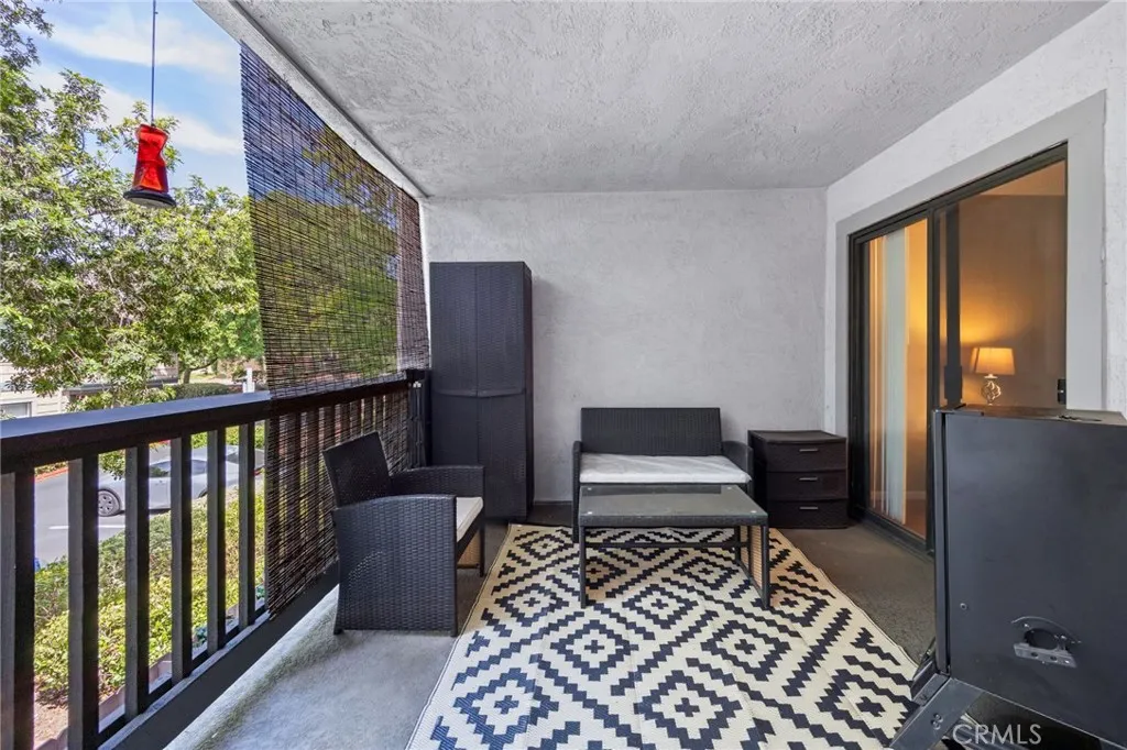 https://cdn.realtyfeed.com/cdn/127/306718828/e3c09d8d9791c5bae7b9d48ce1a30c34.webp