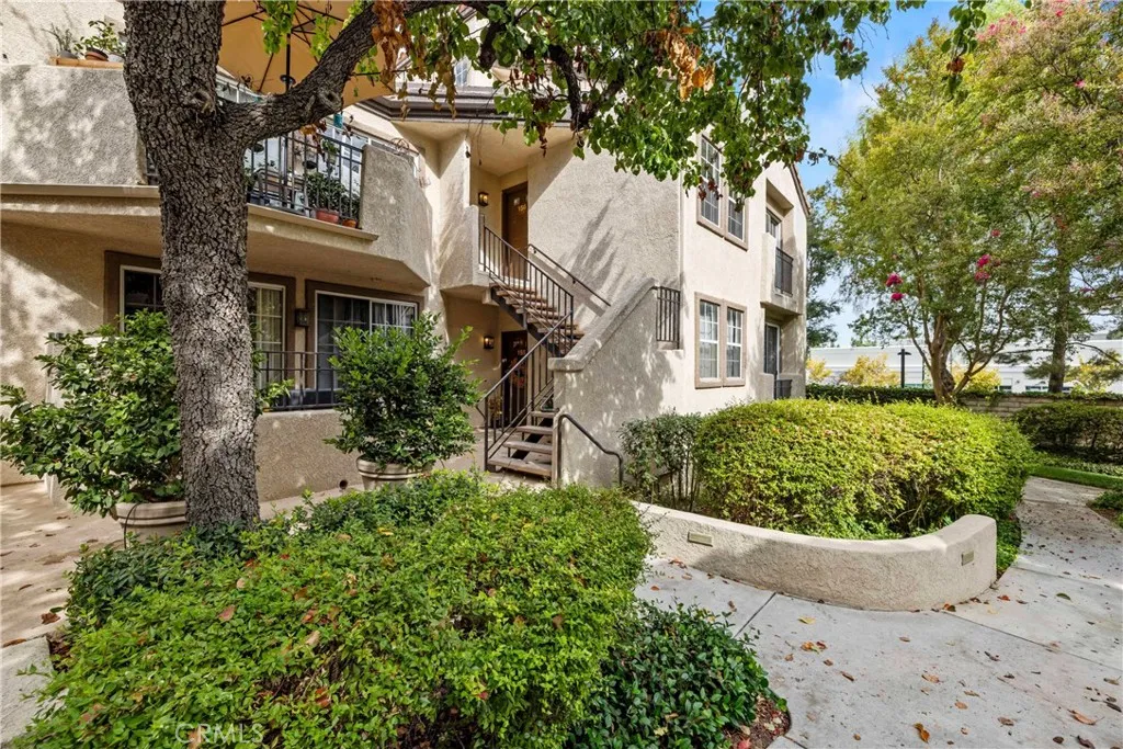 Valencia, CA 91355