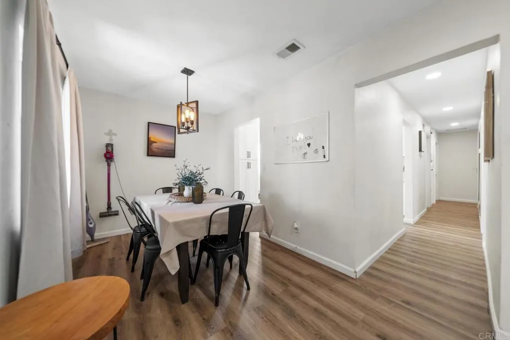 https://cdn.realtyfeed.com/cdn/127/306718897/526871af6a769dc34fdb42679961764c.webp