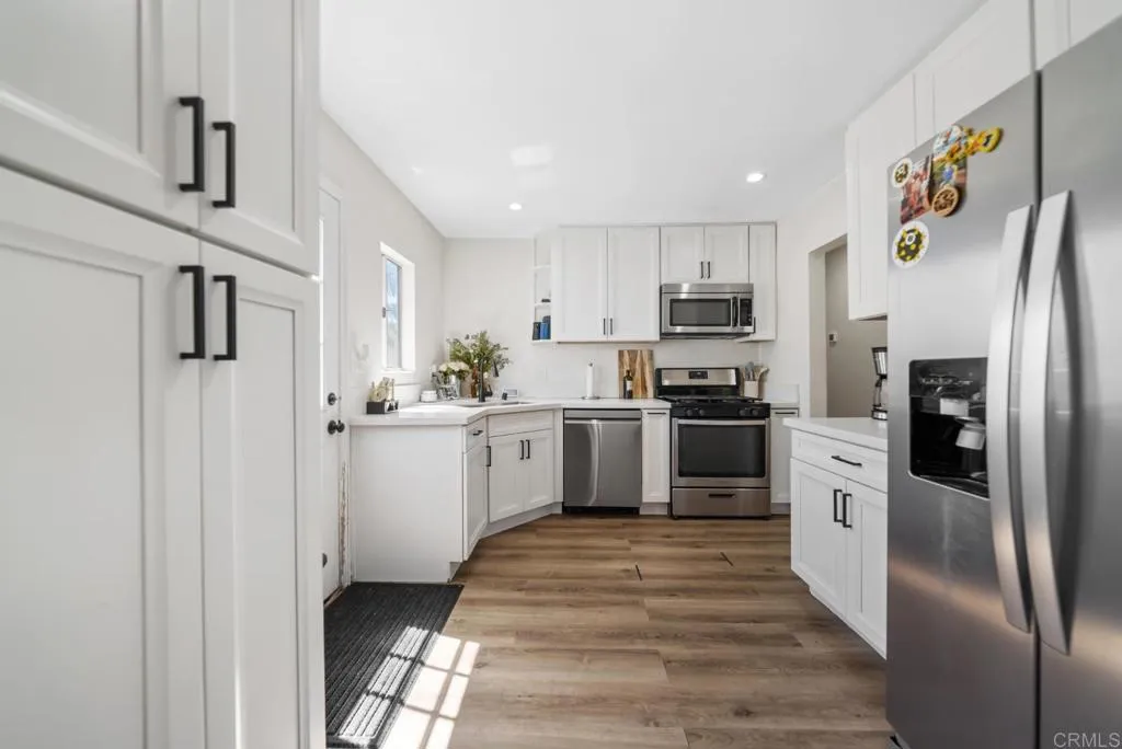 https://cdn.realtyfeed.com/cdn/127/306718897/e0b93a3f21d3bdb4b9da22e2deef3d68.webp