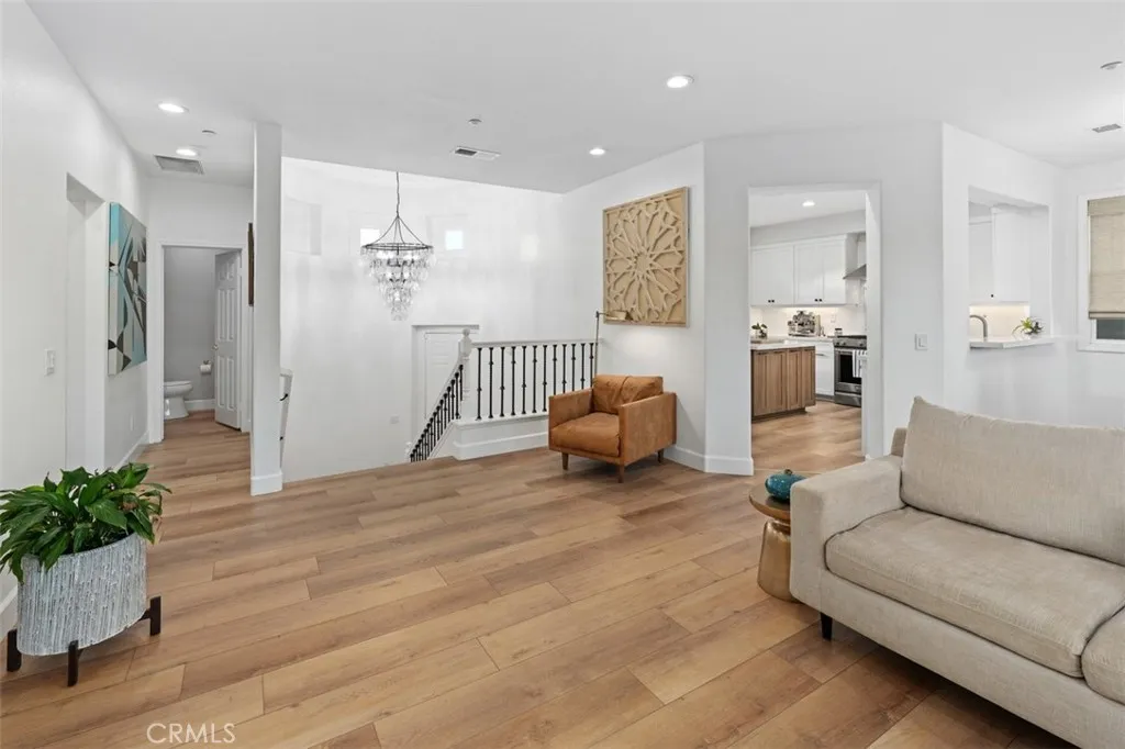https://cdn.realtyfeed.com/cdn/127/306718928/0b41fca4ea3bc445d20b36da7bf7b66c.webp