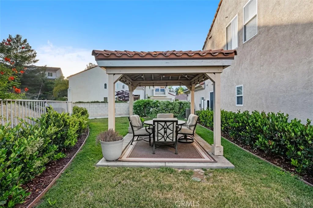 https://cdn.realtyfeed.com/cdn/127/306718928/8c71bf1955328b93d0d0b4d32dcc58c5.webp