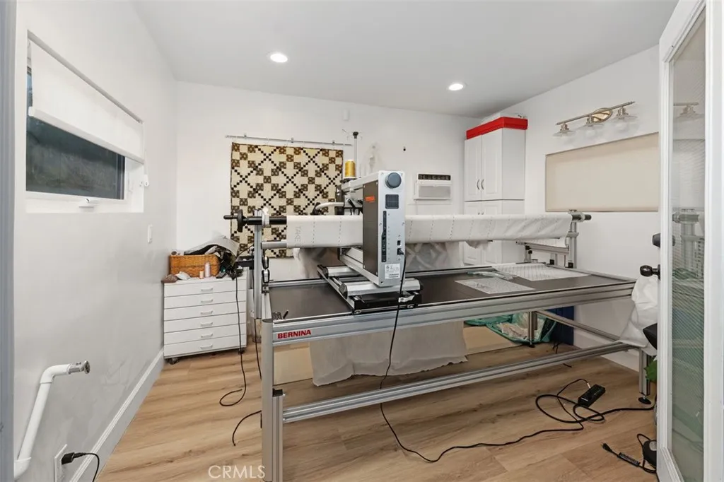 https://cdn.realtyfeed.com/cdn/127/306718928/a743cfc02c87f2cfe7f0677240d38f7d.webp