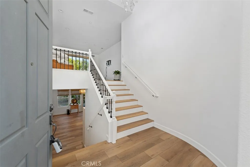 https://cdn.realtyfeed.com/cdn/127/306718928/ad6796728cf04e83017894404e516ffd.webp