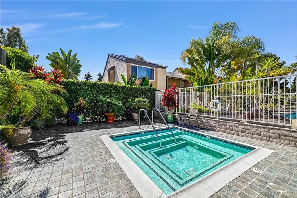 Photo #24: SW26101136 Listing: Photo #24