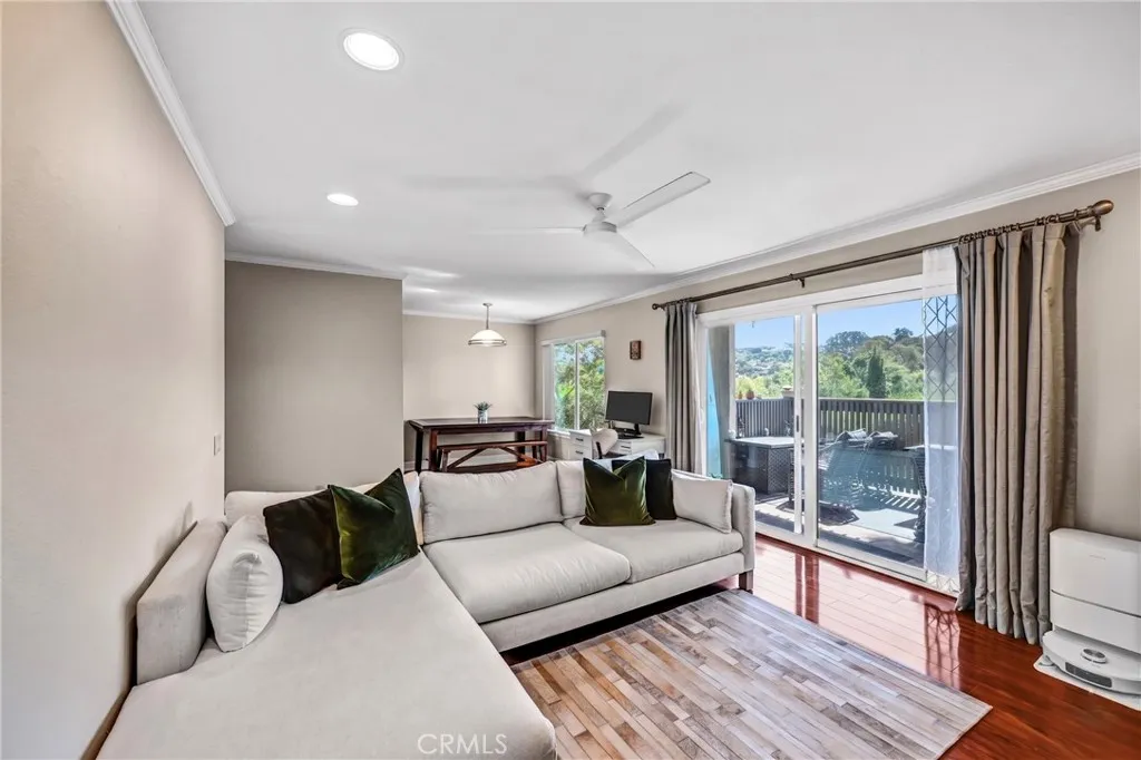Photo #6: SW26101136 Listing: Photo #6