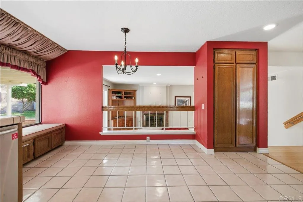 https://cdn.realtyfeed.com/cdn/127/306718965/118fc0cdc4aa2957d422bd8610738c08.webp